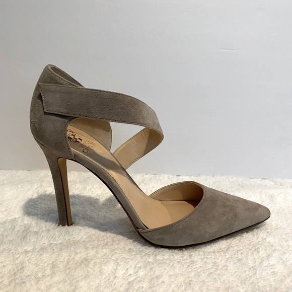 EUC Vince Camuto Carlotte Genuine Suede Pump- Size 8.5 - Picture 11 of 12